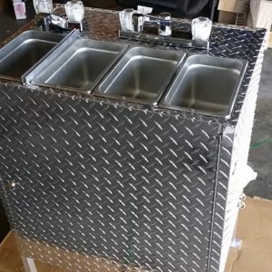 MEDIUM PORTABLE 4 COMPARTMENT SINK 12v / LP GAS TANKLESS WATER HEATER