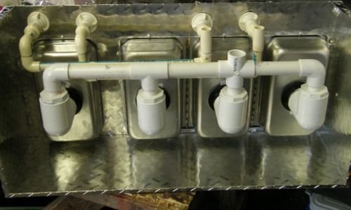 LARGE CART SIZE 4 COMPARTMENT SINK - DIAMOND PLATE - WALL MOUNT - Image 4